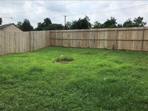1708 Lovingood Dr in Austin, TX - Building Photo - Building Photo