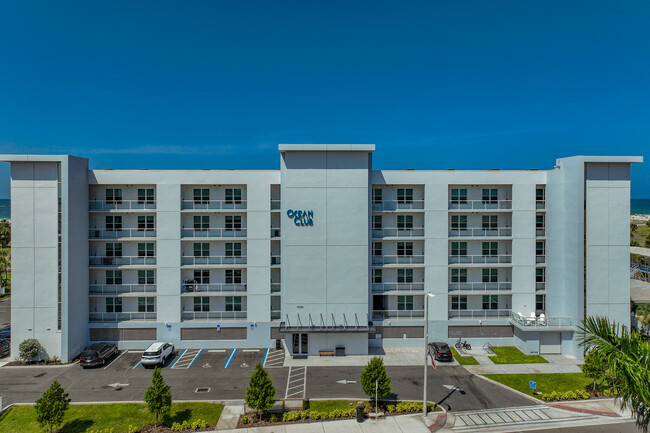 Ocean Club in Treasure Island, FL - Building Photo - Building Photo