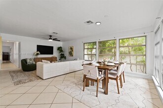 1443 Hollywood Blvd in Hollywood, FL - Foto de edificio - Building Photo