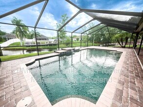 1653 Lagoon Pl in Lakeland, FL - Building Photo - Building Photo