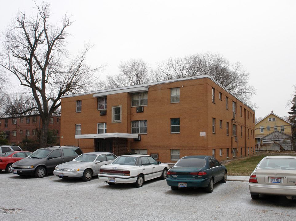 Longview Apartments in Columbus, OH - Foto de edificio