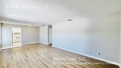 3619 SE 9th Pl, Unit 3 in Cape Coral, FL - Foto de edificio - Building Photo
