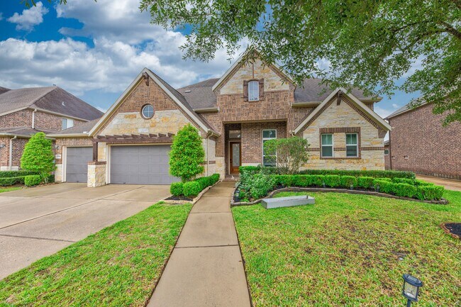 property at 25514 Kearsley Dr