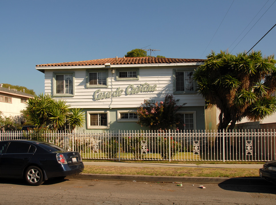 14821 Blythe St in Panorama City, CA - Building Photo