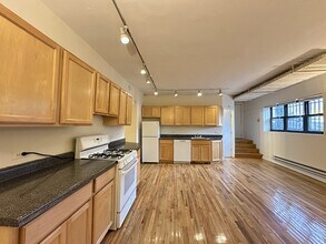 3509 N Sheffield, Unit 6H in Chicago, IL - Building Photo - Building Photo