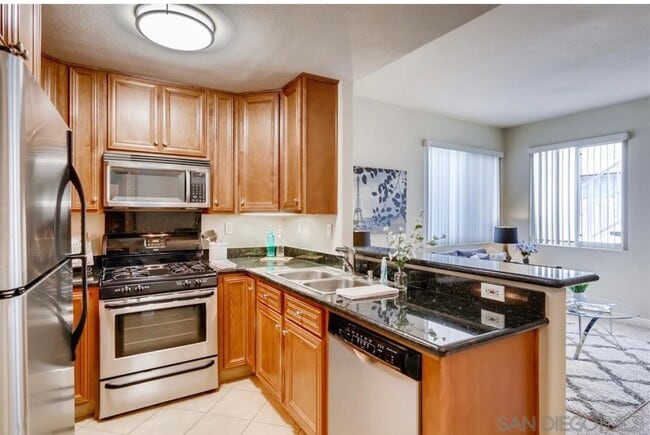 4414 39th St, Unit 7 in San Diego, CA - Foto de edificio - Building Photo