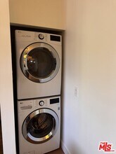 1548 Lemoyne St in Los Angeles, CA - Building Photo - Building Photo