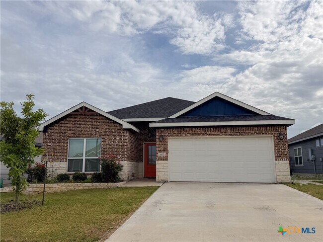 property at 1602 Flatland Trl