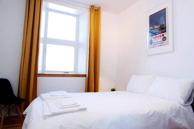 property at 4298 Saint Laurent Boul