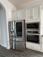 131 Oasis Dr in La Vergne, TN - Building Photo - Building Photo
