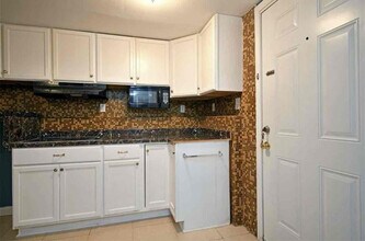 2605 Waterford Park Dr in Lawrenceville, GA - Building Photo - Building Photo
