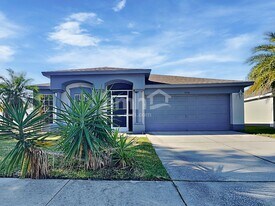 5801 War Admiral Dr in Wesley Chapel, FL - Building Photo