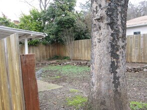 1429 E Main St in Medford, OR - Building Photo - Building Photo