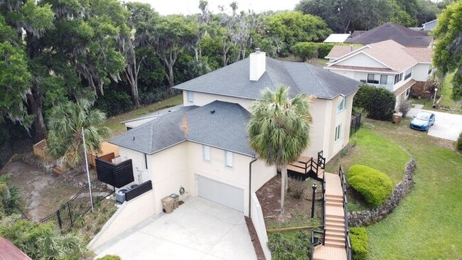 6846 Lake View Dr in Yalaha, FL - Building Photo - Building Photo