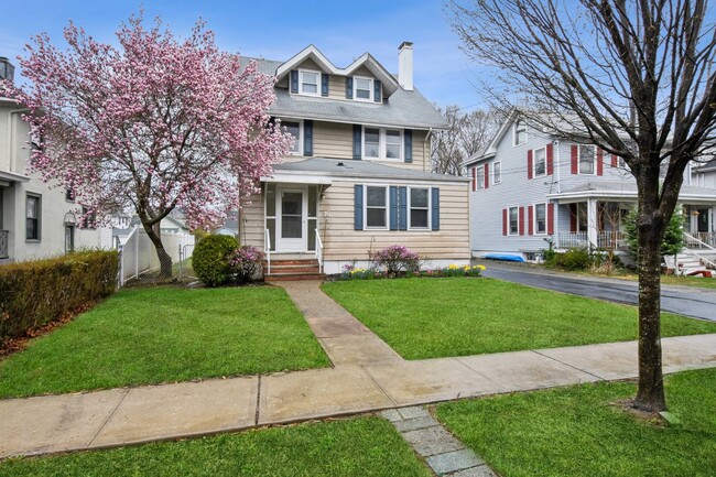 property at 16 Dayton Rd