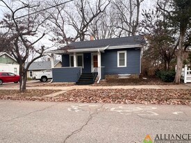 512 Denison Ave in Manhattan, KS - Building Photo