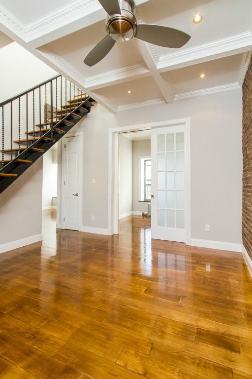 326 E 100th St, Unit 6D in New York, NY - Foto de edificio - Building Photo