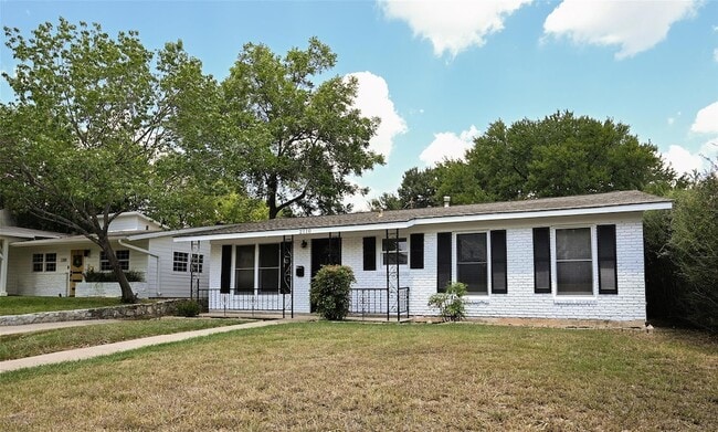 2110 Westover Rd in Austin, TX - Foto de edificio - Building Photo
