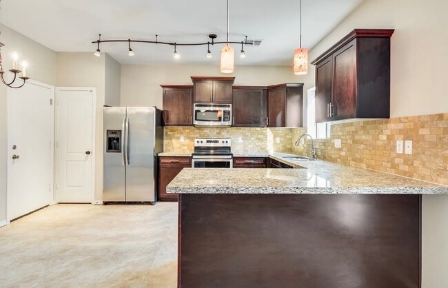 4315 A St in Sacramento, CA - Building Photo - Building Photo