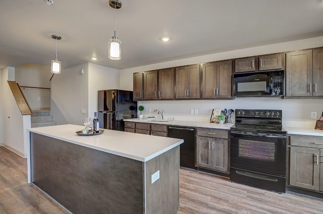 The Aviary at Middleton Market in Middleton, WI - Foto de edificio - Building Photo