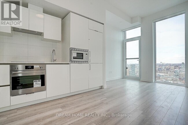 property at 238-3238 Simcoe St
