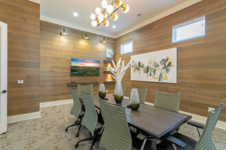 The Crossings at Pooler in Pooler, GA - Foto de edificio - Interior Photo