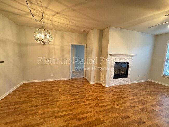 4805 W Village Way in Smyrna, GA - Building Photo - Building Photo