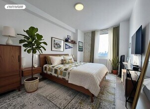 52-03 Center Blvd in Queens, NY - Building Photo - Building Photo