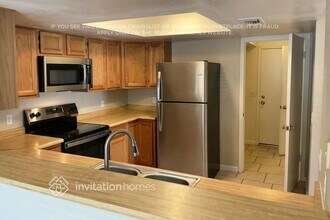 1541 E Laurel Ave in Gilbert, AZ - Building Photo - Building Photo