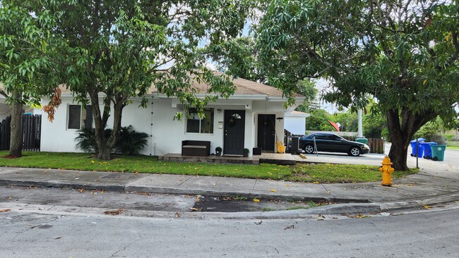 580 NW 58th St