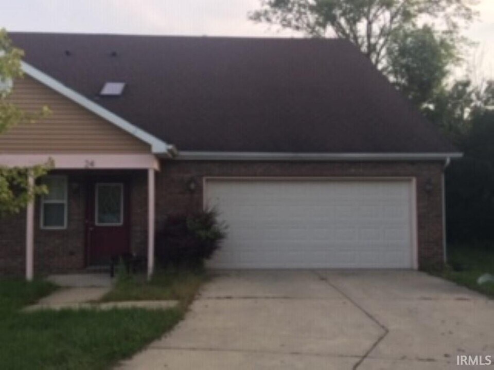 22 Sonoma Ct in Lafayette, IN - Building Photo