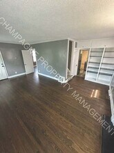 3837 E 60 Terrace in Kansas City, MO - Building Photo - Building Photo