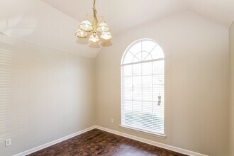 200 Village Dr in Oakland, TN - Building Photo - Building Photo