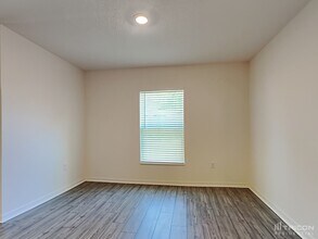541 Battersea Ave in Deltona, FL - Building Photo - Building Photo