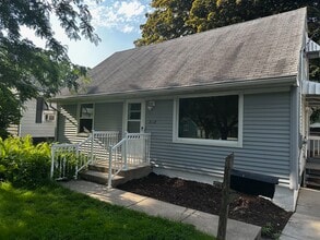 3829 Tulane Ave in Madison, WI - Building Photo - Building Photo