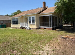 4214 Central St in Gulfport, MS - Building Photo - Building Photo