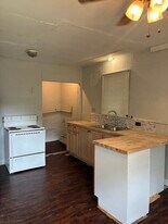 3416 Downing St, Unit A in Jackson, MS - Building Photo