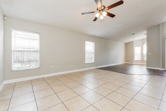 3315 Huntwicke Blvd in Davenport, FL - Building Photo - Building Photo