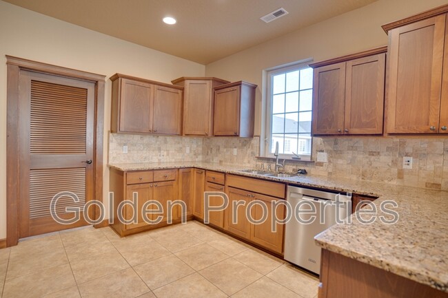 4576 Greenchain Loop in Coeur d'Alene, ID - Building Photo - Building Photo