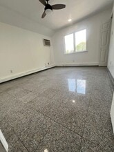 2465 Grand Ave in Bellmore, NY - Building Photo - Building Photo