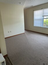 100 Mineral Manor Way in Parkersburg, WV - Building Photo - Building Photo