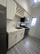 8135 Crespi Blvd in Miami Beach, FL - Building Photo - Building Photo