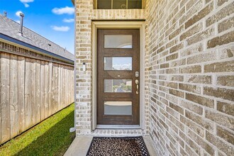 31130 Cardrona Peak Pl in Hockley, TX - Foto de edificio - Building Photo