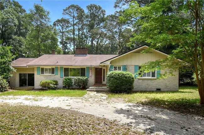 106 Dodge Rd in St. Simons Island, GA - Foto de edificio - Building Photo