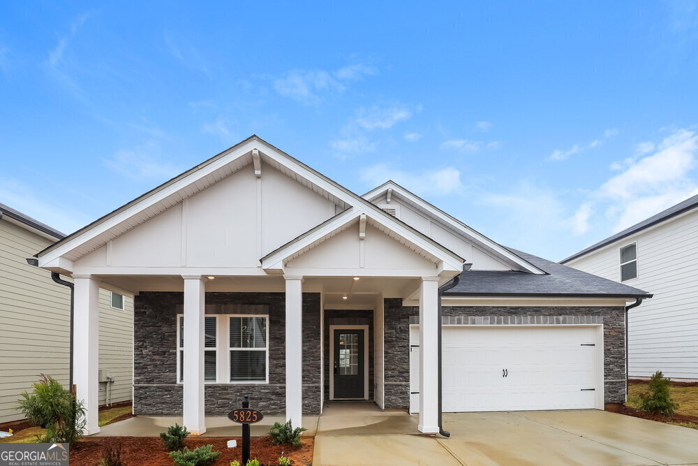 5825 Hackberry Ln in Braselton, GA - Building Photo