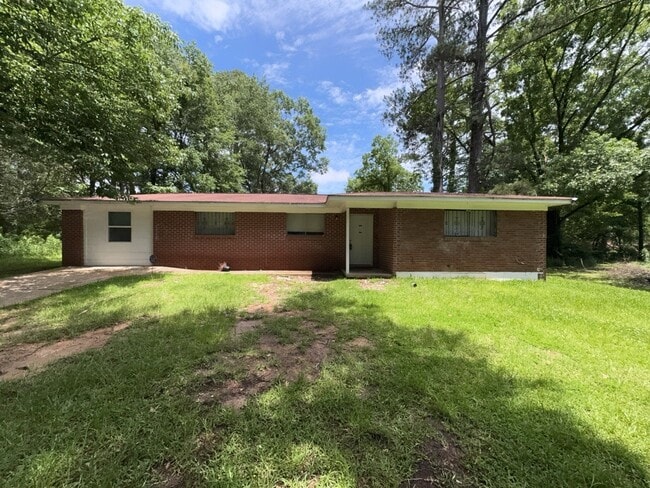 property at 5558 Queen Mary Ln