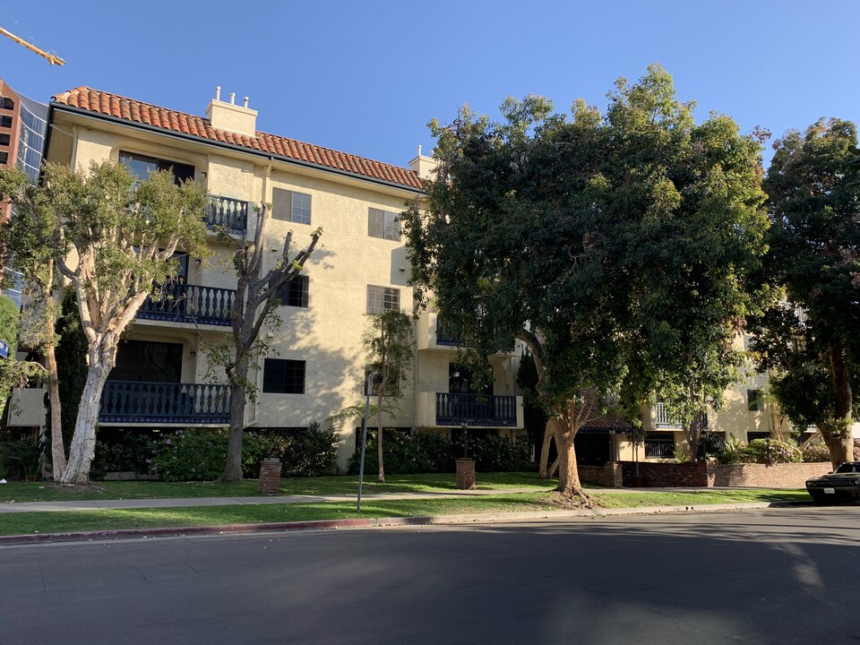 Goshen Apartments Brentwood in Los Angeles, CA - Foto de edificio