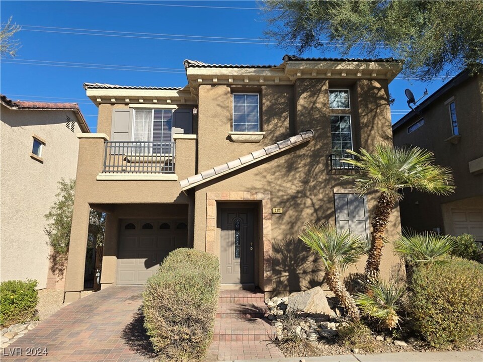 212 Caraway Bluffs Pl in Henderson, NV - Building Photo