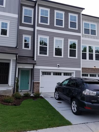 property at 1437 Salem Creek Dr