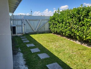 11771 SW 176th St in Miami, FL - Building Photo - Building Photo